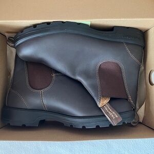 Blundstone 550 Chelsea boots Sz 9.5 US (8.5 AU) Walnut Brown Leather